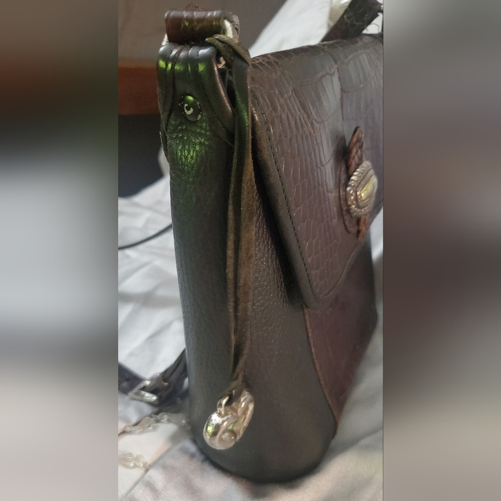 BRIGHTON Crossbody Shoulder Bag Leather Purse Black & Brown Croc Embossed 10”x9” - Picture 6 of 15